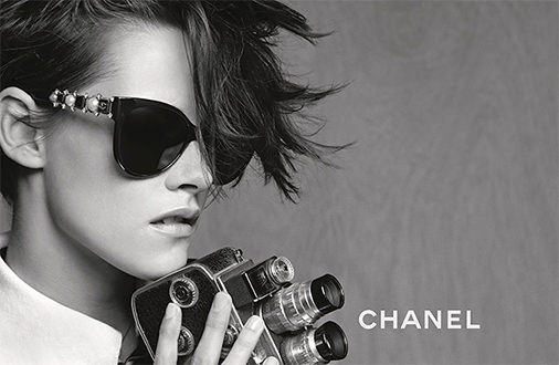 Kristen Stewart con gafas Chanel